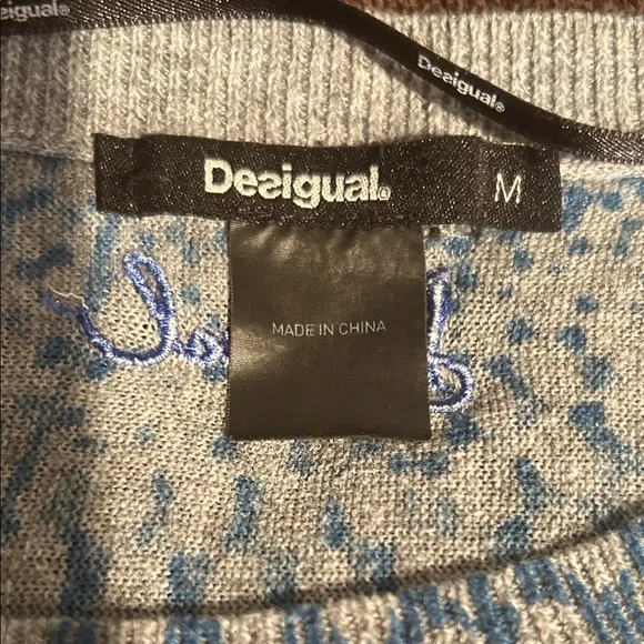 Desigual sweater. Size medium - Picture 4 of 6